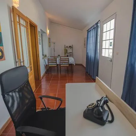 Casa Borda Da Rocha Hébergement de vacances *